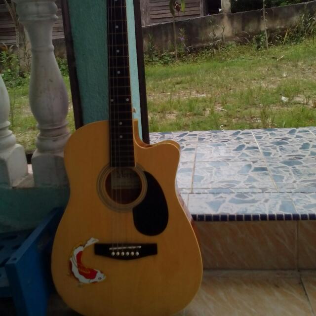 Unduh 90 Gambar Gitar Patah Paling Bagus Gratis HD