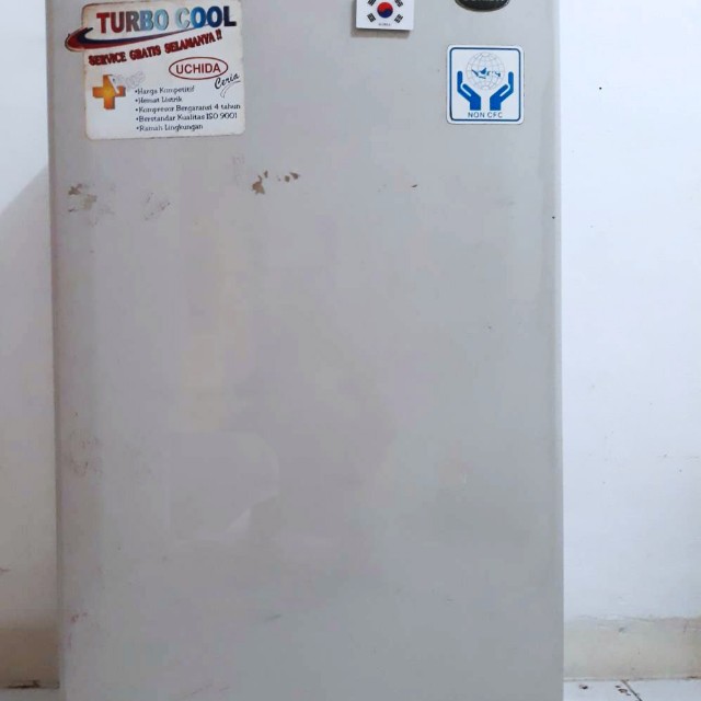 Kulkas Uchida Turbo Cool 1 Tu Elektronik Lainnya Di Carousell Kulkas Uchida Turbo Cool 1 Tu Elektronik Lainnya Di Carousell