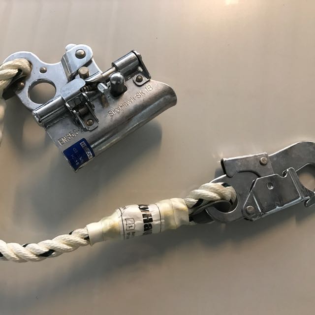 Psb Label Skyhawk Fall Arrester W/PSB Label SK18, Everything Else on Carousell
