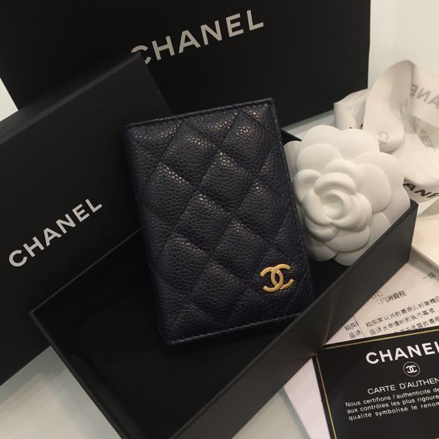 ❌SOLD❌ Full Set with Receipt. Like New Chanel ID Card Holder in 