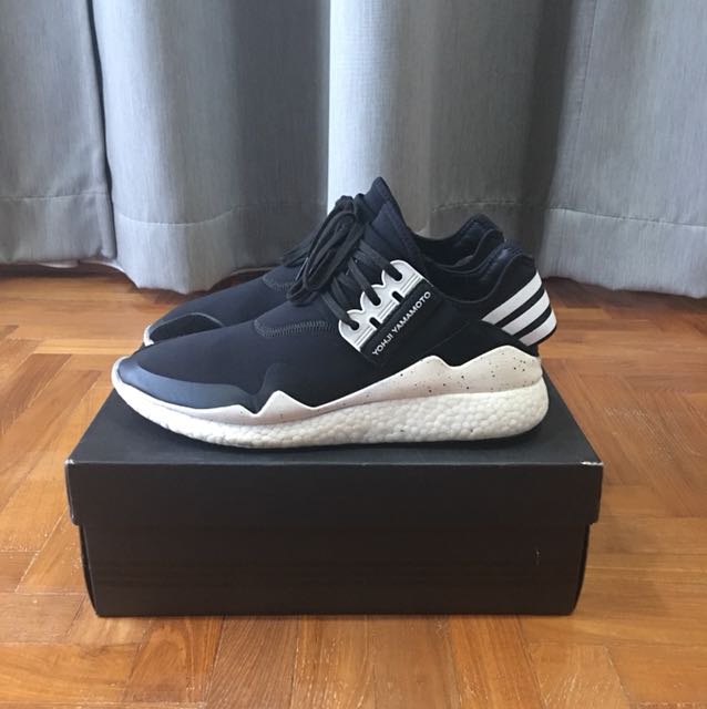 STEAL Adidas Y 3 Retro Boost OG Black White Men s Fashion Footwear Sneakers on Carousell