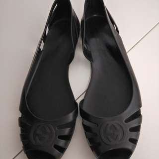 Like New Gucci flats black 39 authentic jelly shoes ladies