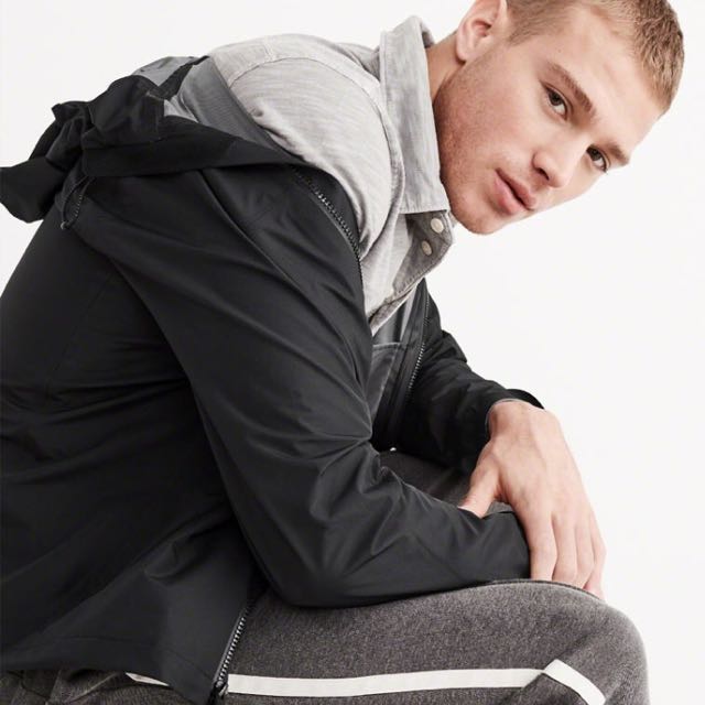 Abercrombie and fitch rain jacket hot sale