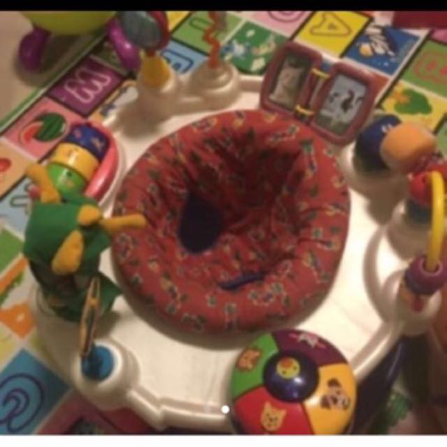 Baby einstein entertainer top