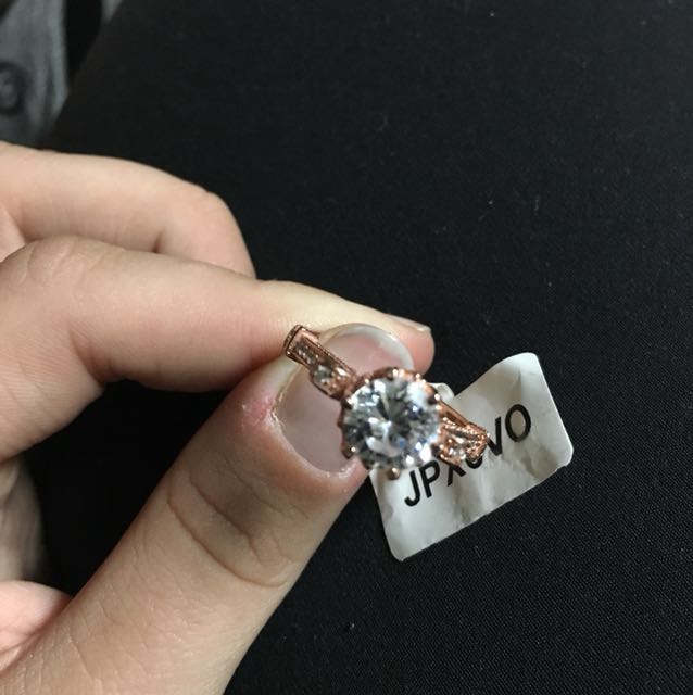 Charmed aroma rose best sale gold rings