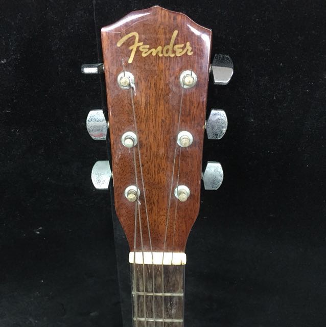 FENDER SEMIACOUSTIC GUITAR DG18CE, Hobbies & Toys, Music & Media