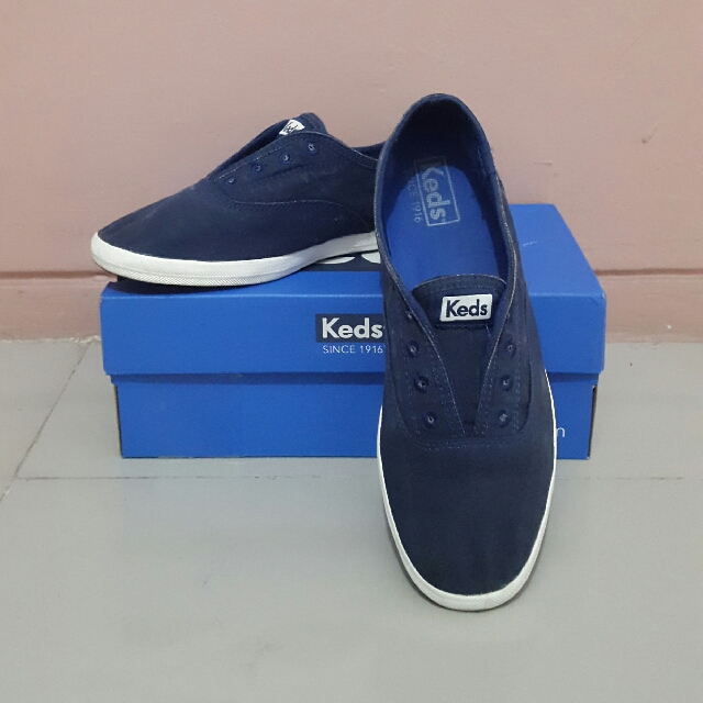 keds chillax navy