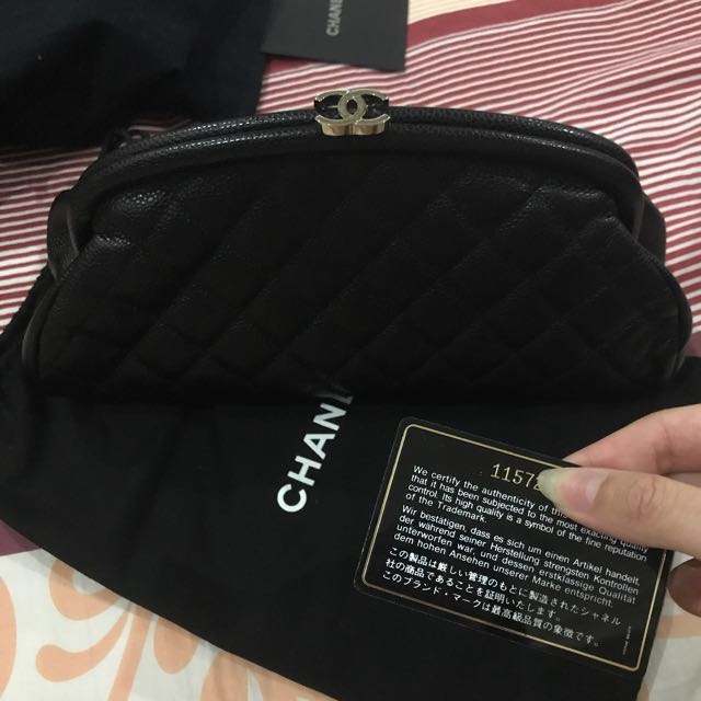 🔥Like New!!🔥Chanel kiss Lock Clutch Caviar Black Shw #11, Luxury, Bags &  Wallets on Carousell