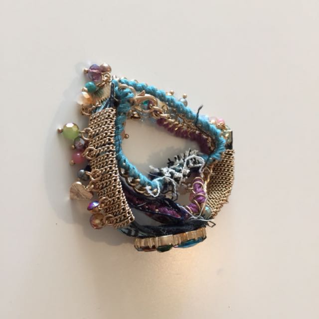 Multi Colour Wrap Bracelet (Category: Accessories) located in Toronto. Submitted by hgigi (Listing ID 130879696, Image 3). Description: .
