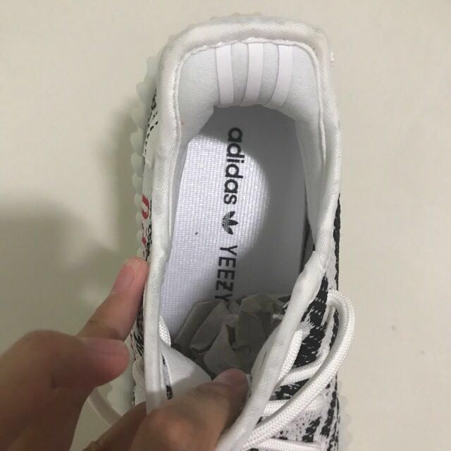 Adidas yeezy zebra deals replica women's