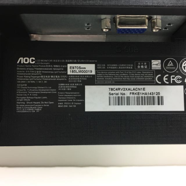 AOC LCD MONITOR ( MODEL NUMBER 185LM00019 ) WITH VGA & POWER CABLE