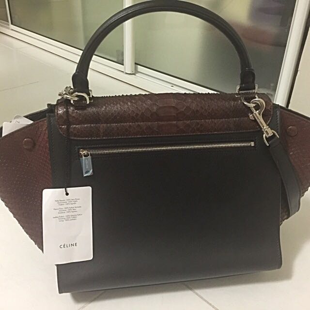 Celine Medium Trapeze Python (Category: Tote Bags) located in Singapore. Submitted by sslhl (Listing ID 130918174, Image 2). Description: Brand new Celine Medium Trapeze Python Beautiful piece Retail $5,800.