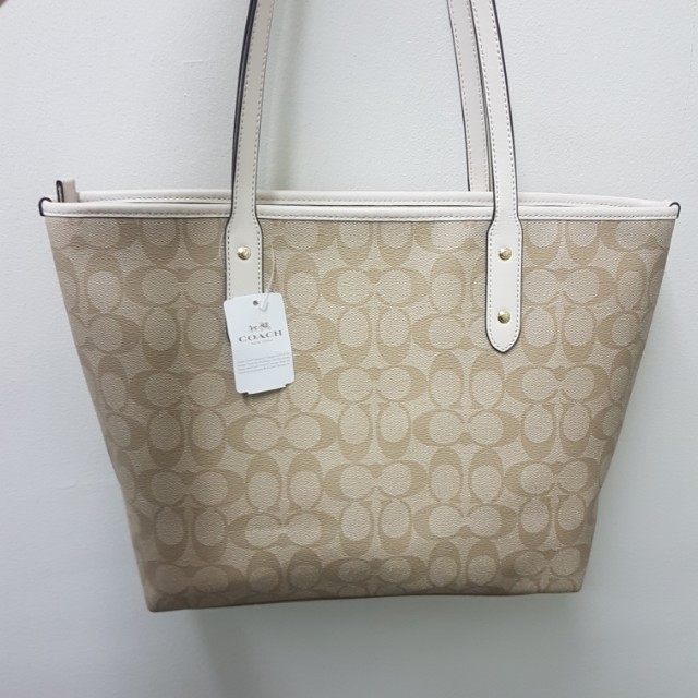 Coach Signature City Zip Tote in White from USA Luxury Bags Wallets on Carousell
