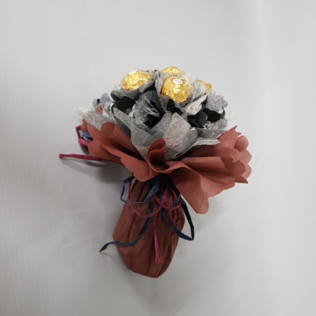 Ferrero Rocher Chocolate Bouquet Valentine Birthday Tecaher S Day Christmas Gift Everything Else On Carousell