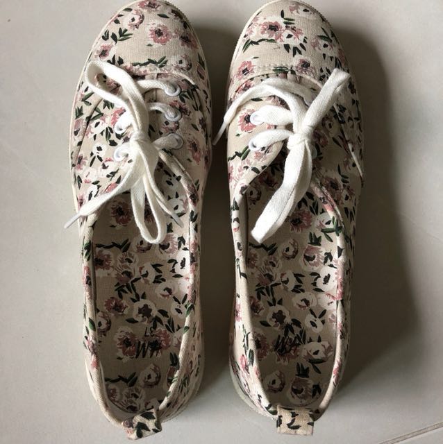 floral sneakers for sale, Fashion, Footwear, Sneakers Carousell