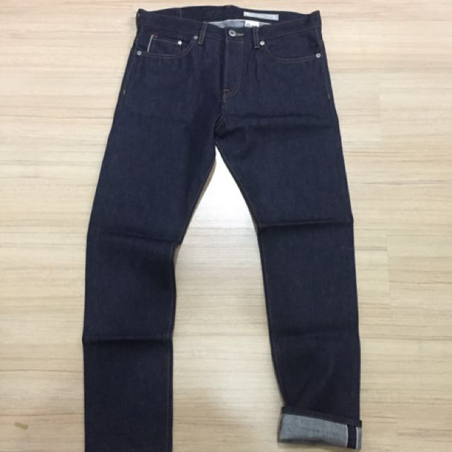 H M Premium Selvedge Denim Men s Fashion Bottoms Jeans on Carousell
