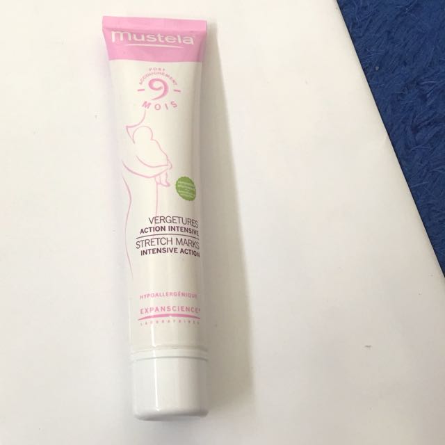 mustela stretch marks intensive action