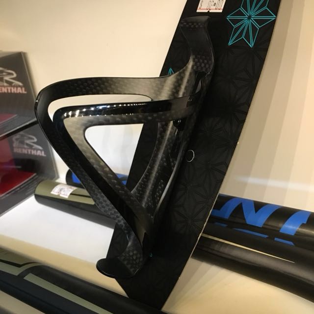 supacaz fly carbon cage