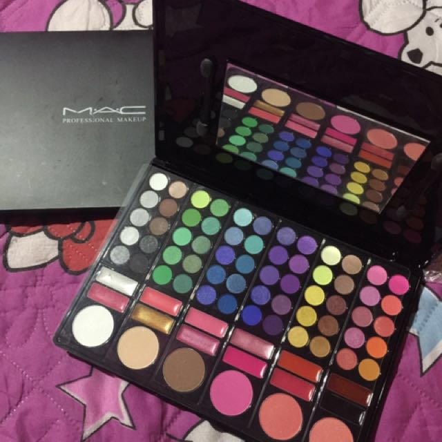 Mac professional on sale make up