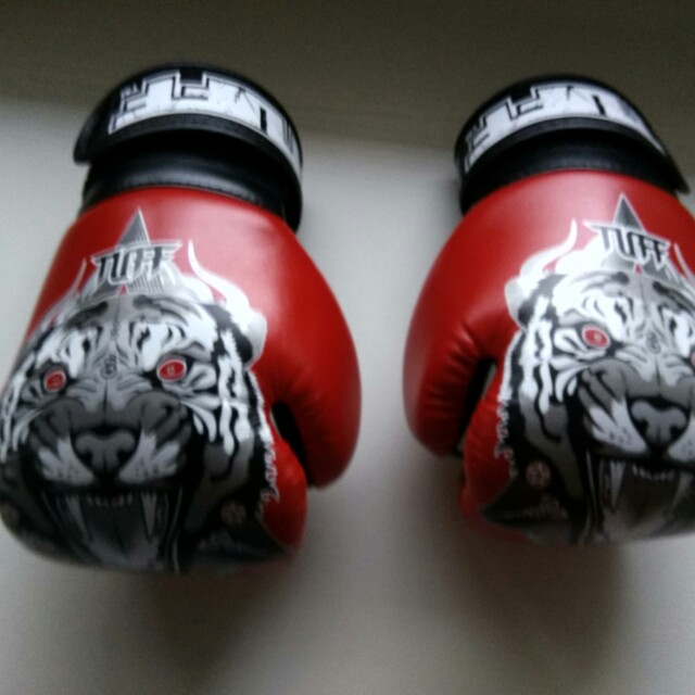 Tuff muay outlet thai gloves