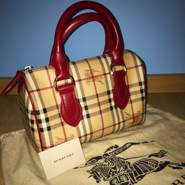Burberry Speedy Handle Bag Women s Fashion Bags Wallets Tote Bags on Carousell