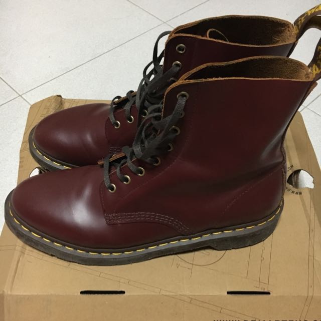 Dr Martens Air Wair With Bouncing Soles, Men's Fashion, Footwear, Dress ...