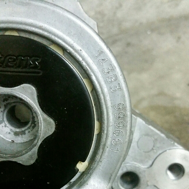 Honda Fd2r Fan Belt Tensioner, Car Accessories on Carousell