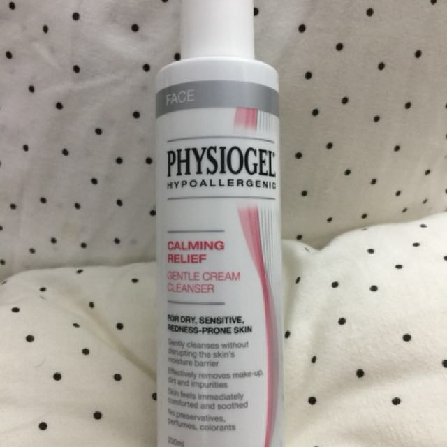 Physiogel Calming Relief Gentle Cleanser (Category: Face Care) located in San Pedro. Submitted by adressmnl (Listing ID 131132762, Image 1). Description: Physiogel Gentle Cleanser 200 ml (calming relief) 100% authentic. Bought for ₱859.00 60% full. Great for sensitive, irritated, prone to redness skin. .