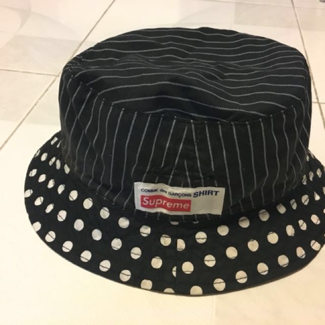 supreme cdg bucket hat