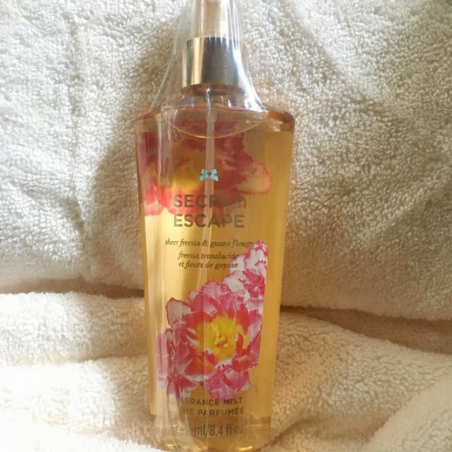 Victoria secret hotsell sweet escape