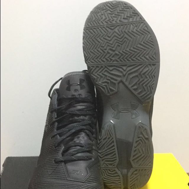 under armour triple black