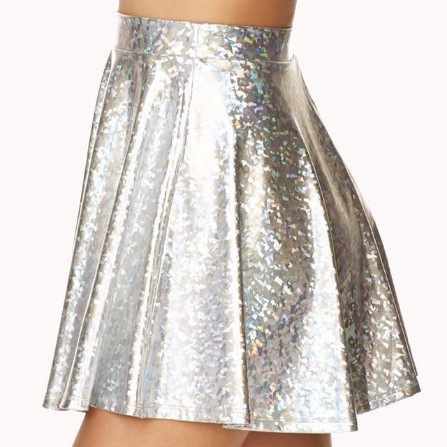 Holographic skater shop skirt forever 21