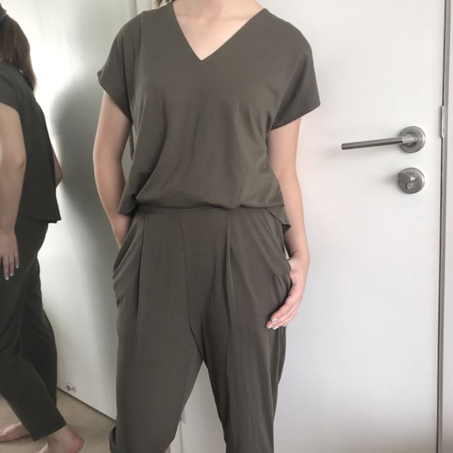 Olive Jumpsuit Uniqlo Women S Fashion Clothes Rompers Jumpsuits On Carousell