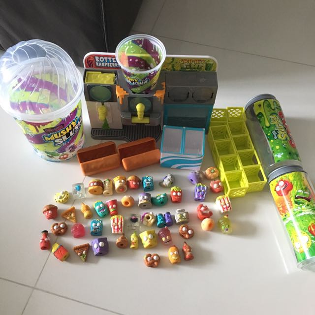 SALE Grossery Gang set