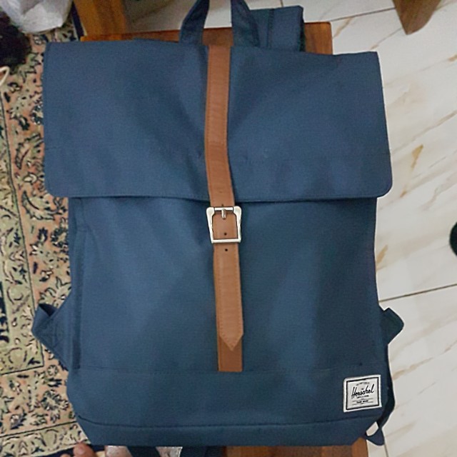 tas herschel city backpack original, men's fashion, men's bags