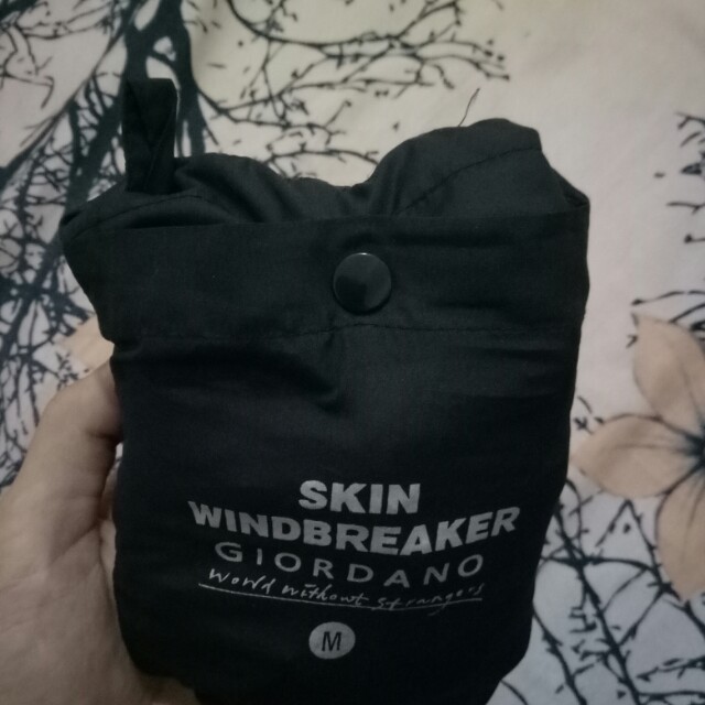 Skin windbreaker giordano online