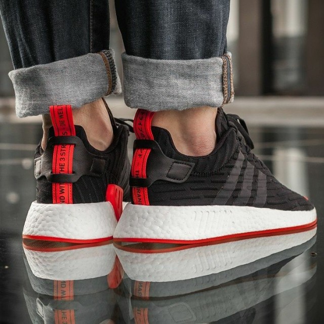 Nmd r2 shop pk black red