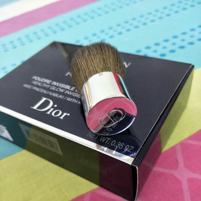 Authentic Dior mini kabuki brush, Beauty & Personal Care, Face, Makeup on Carousell