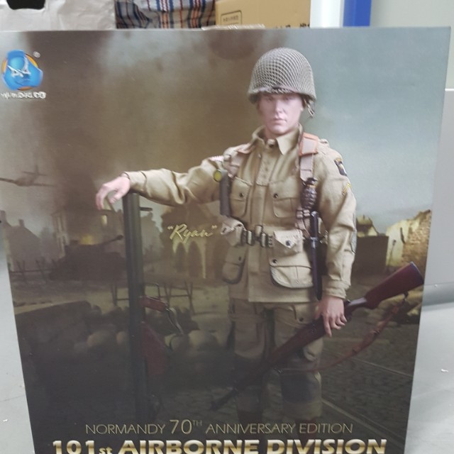 BNIB A80097 - 101st Airborne Division - Ryan (Normandy 70th Anniversary  Edition). Never display b4 only open for inspection. No low ballers