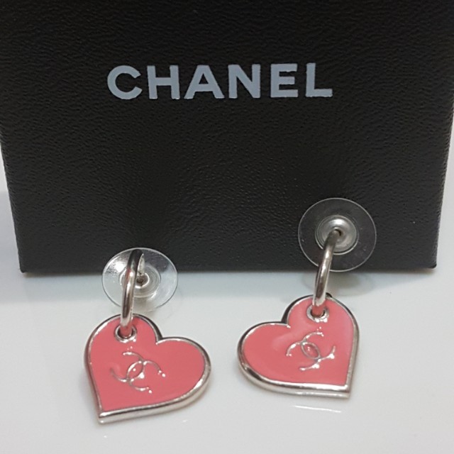 Chanel Pink Enamel Valentine Heart Shape Vintage Earrings