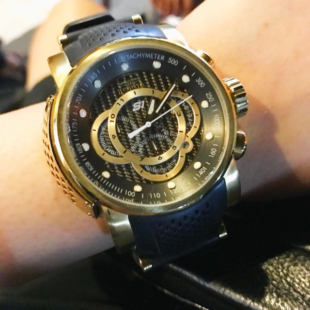 Invicta 19328 best sale
