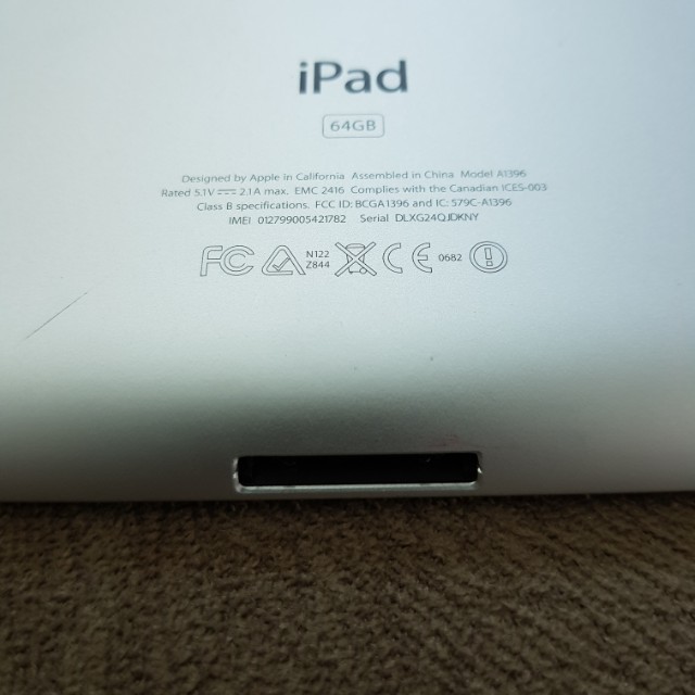 Ipad 2 (Category: iPad) located in Kuala Lumpur. Submitted by jassmiyusoff (Listing ID 131433968, Image 3). Description: WiFi and simcard..64GB. Still in good condition..call jasmi Yusoff @ 0129866769.