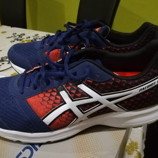 kasut jogging asics