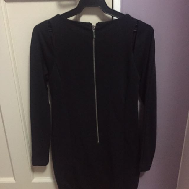 MK-inspired dress (Category: Dresses) located in Quezon City. Submitted by mvaps (Listing ID 131391025, Image 3). Description: Used only once S-M Very nice in actual.