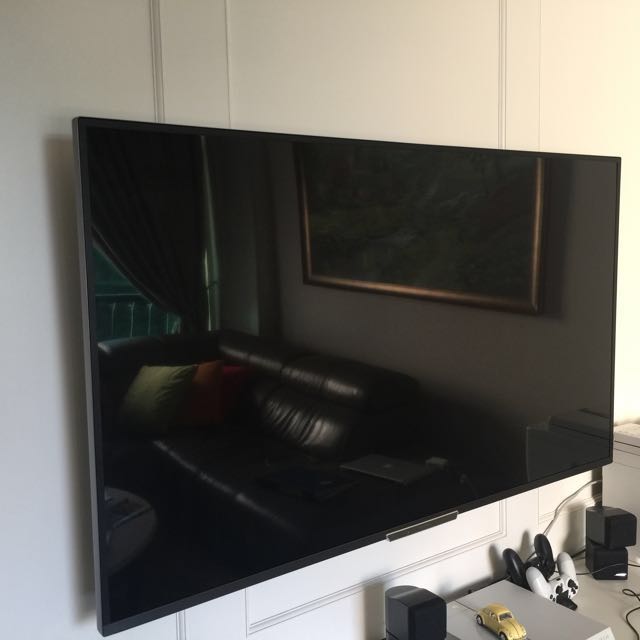 PHILIPS 60PFL6008H Ambilight - TV LED Full HD 3D 152 cm - Livraison Gratuite