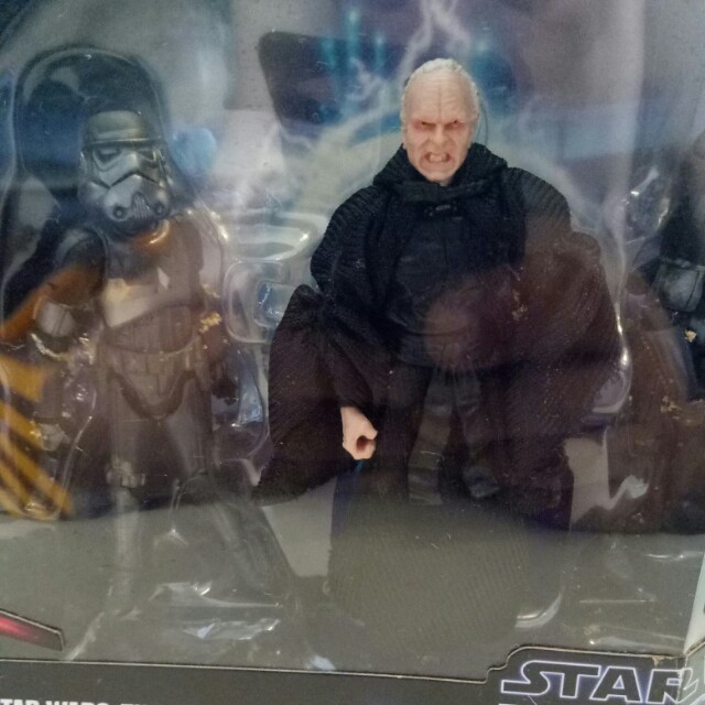 Hasbro Star Wars Saga Force Unleashed Commemorative Emperor
