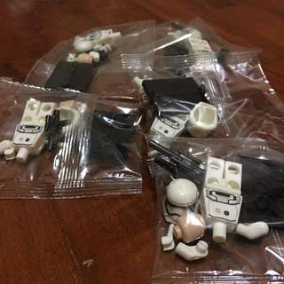 Figurines