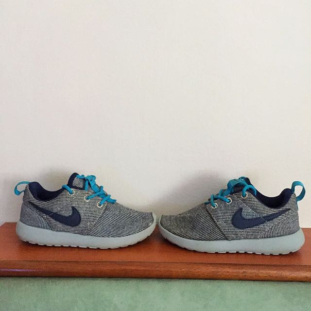 nike roshe run boys