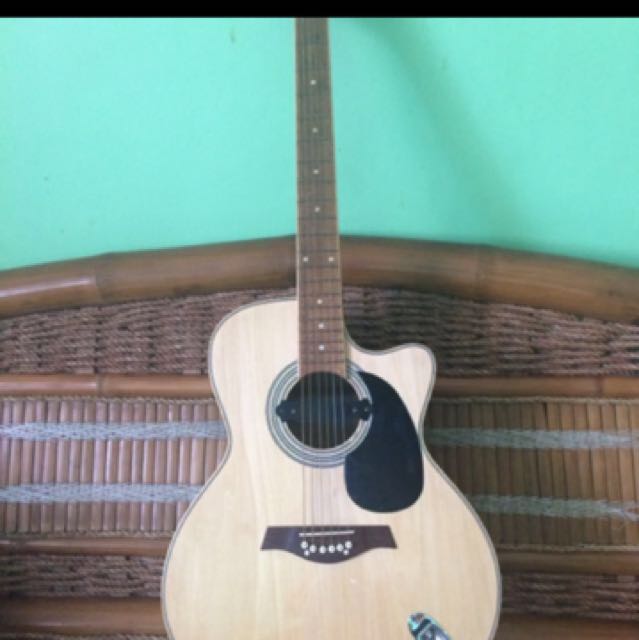 Lumanog acoustic guitar price