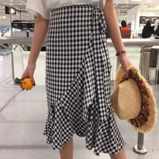Gingham wrap skirt